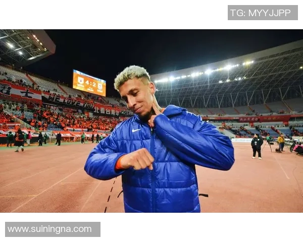 国外足球明星魅力写真集展现他们的风采与激情